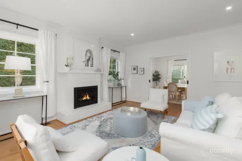 Property photo of 1 Hurlingham Avenue Burradoo NSW 2576