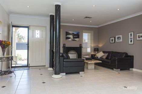 Property photo of 19 Orr Place Stirling WA 6021