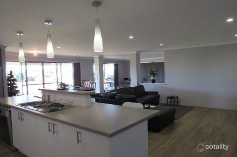 Property photo of 4 Peaceful Way Ambergate WA 6280