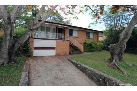 Property photo of 132 Fegen Drive Moorooka QLD 4105