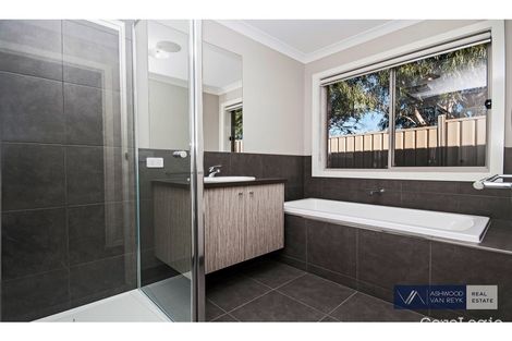 Property photo of 56 Timbarra Drive Eastwood VIC 3875