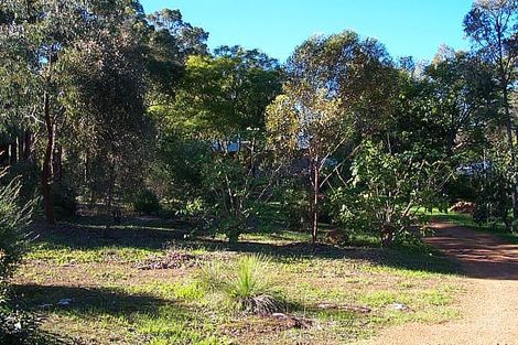 365 Martin Rd, Mundaring, WA 6073