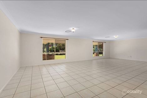 Property photo of 115-117 Winland Drive Deebing Heights QLD 4306
