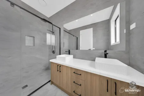 Property photo of 11 Helm Drive Mickleham VIC 3064