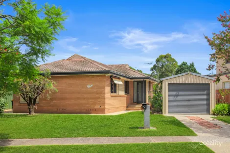 Property photo of 9 Piquet Place Toongabbie NSW 2146