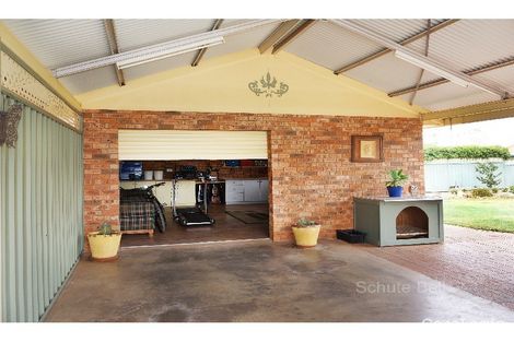 Property photo of 107 Oak Crescent Narromine NSW 2821