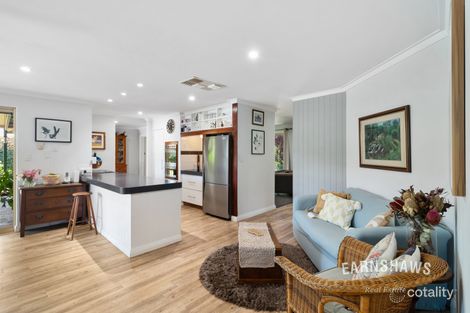 Property photo of 2 Moort Place Stoneville WA 6081