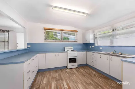 Property photo of 30 Barellan Street Cranbrook QLD 4814