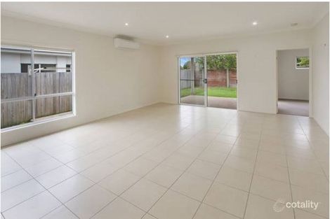 Property photo of 3 Wake Court Birtinya QLD 4575