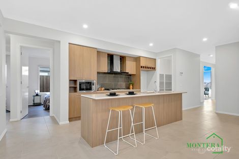 Property photo of 69 Newbridge Boulevard Wallan VIC 3756