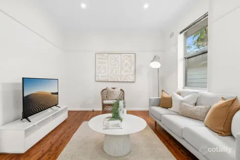 Property photo of 27 Alamein Avenue Narraweena NSW 2099