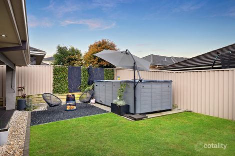 Property photo of 7 Neil Place Oran Park NSW 2570
