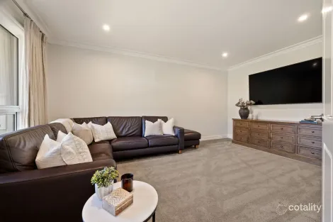 Property photo of 3 Blue Hills Rise Bright VIC 3741