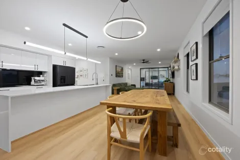 Property photo of 32 Citrus Crescent Collingwood Park QLD 4301