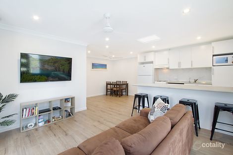 Property photo of 2/50 Botanical Drive Labrador QLD 4215