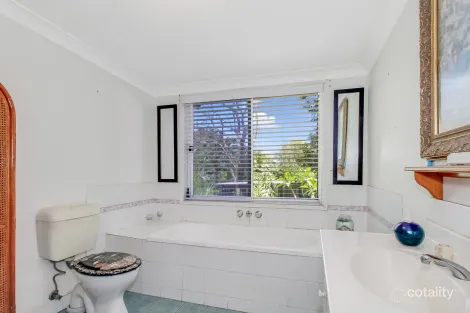 Property photo of 41 High Central Road Macleay Island QLD 4184