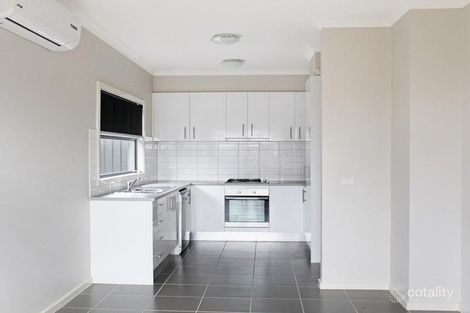 Property photo of 2B Burchill Avenue Cranbourne East VIC 3977