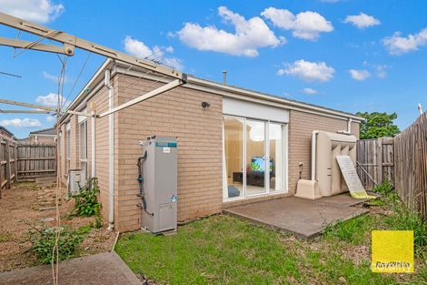 Property photo of 3 Finchley Park Crescent Tarneit VIC 3029