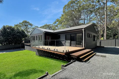 16 Wandoo Ave, Macleay Island, QLD 4184