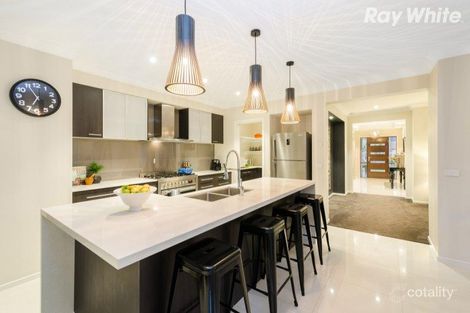 Property photo of 15 Havenstone Drive Keysborough VIC 3173
