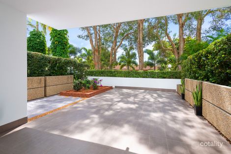 2i/20-28 Bayview St, Runaway Bay, QLD 4216