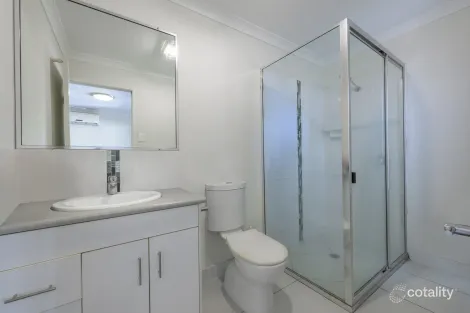 Property photo of 30 Bottlebrush Drive Kirkwood QLD 4680