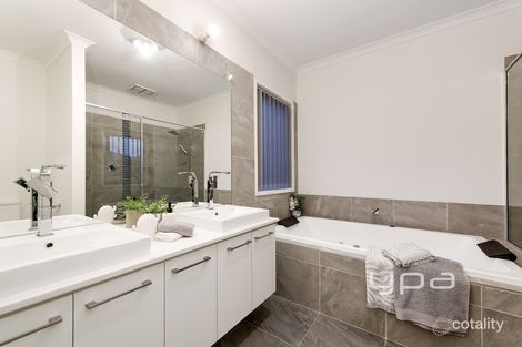 Property photo of 66 Wisteria Avenue Craigieburn VIC 3064