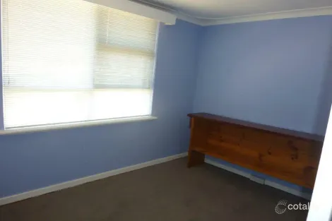 Property photo of 1 Pioneers Road Merredin WA 6415