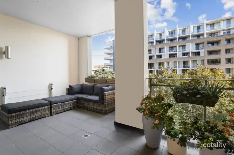 Property photo of 312/21 Hill Road Wentworth Point NSW 2127