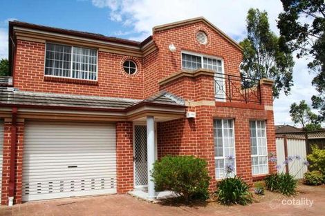 7/32 Claremont Ct, Wattle Grove, NSW 2173