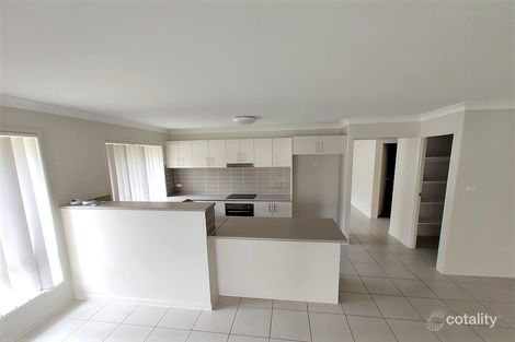 Property photo of 11 Sapphire Drive Rutherford NSW 2320
