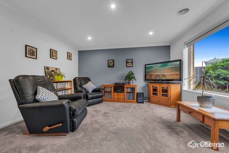Property photo of 7 Rathdowne Street Cranbourne West VIC 3977