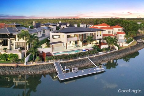 Property photo of 8081 Riverside Drive Hope Island QLD 4212