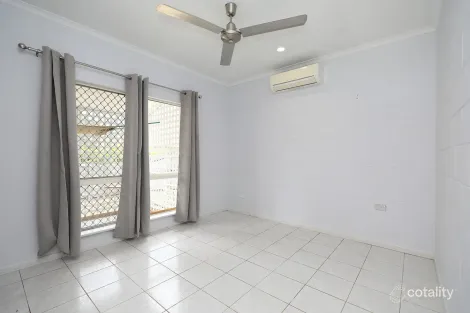 Property photo of 14 Noble Close Edmonton QLD 4869