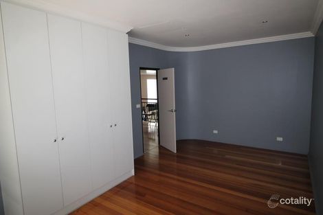 1/8 Deblin Dr, Narre Warren, VIC 3805