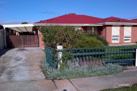 Property photo of 5 Kinterbury Drive Kings Park VIC 3021