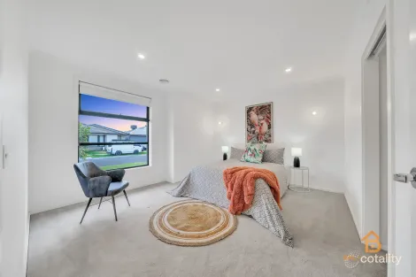 Property photo of 14 Cusp Drive Tarneit VIC 3029