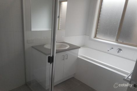 Property photo of 11 Owen Place Morphett Vale SA 5162