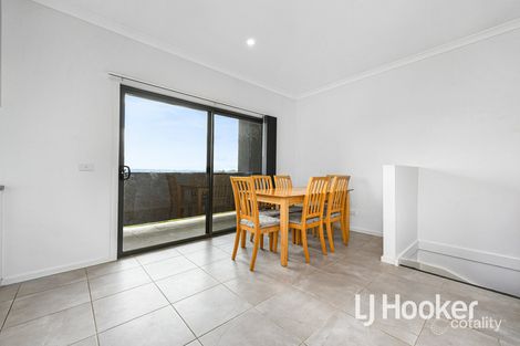 Property photo of 26 Tanino Road Cranbourne West VIC 3977