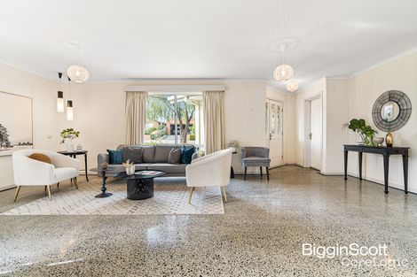 Property photo of 13 Baringa Court Rowville VIC 3178