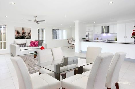 2320 Welsummer Dr, Clyde North, VIC 3978