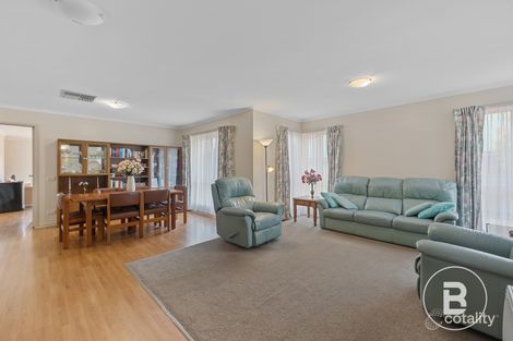 Property photo of 3 Gledhill Rise Kangaroo Flat VIC 3555