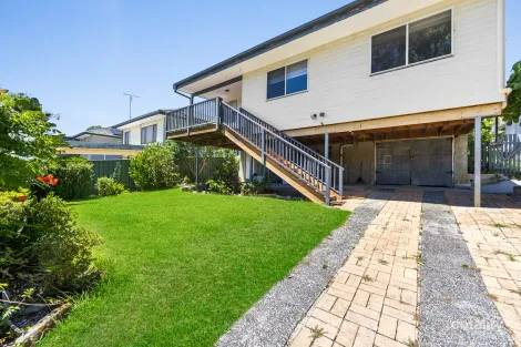 Property photo of 5 Dolly Avenue Springfield NSW 2250