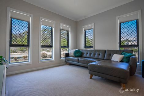Property photo of 1/107 Dune Drive Fern Bay NSW 2295