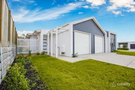 2/1 Murdoch Ct, Pimpama, QLD 4209