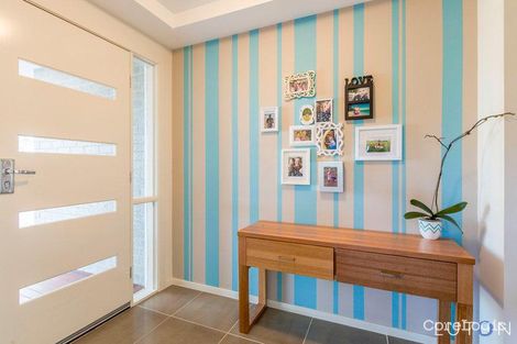 Property photo of 4 Vallencia Drive Jeir NSW 2582