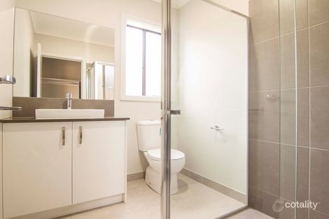 Property photo of 28 Ross Street Armstrong Creek VIC 3217