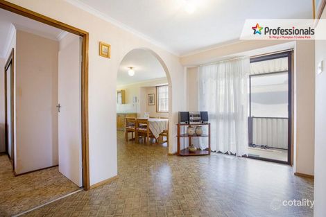 Property photo of 27 Kerwin Circle Hebersham NSW 2770