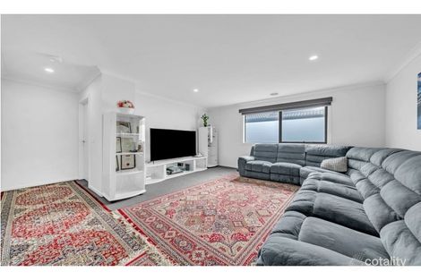 Property photo of 6 Storm Avenue Lyndhurst VIC 3975