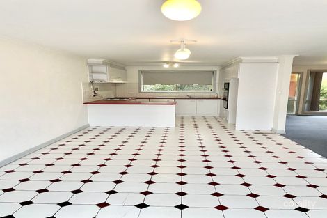 Property photo of 2/3 Hesleden Street Essendon VIC 3040